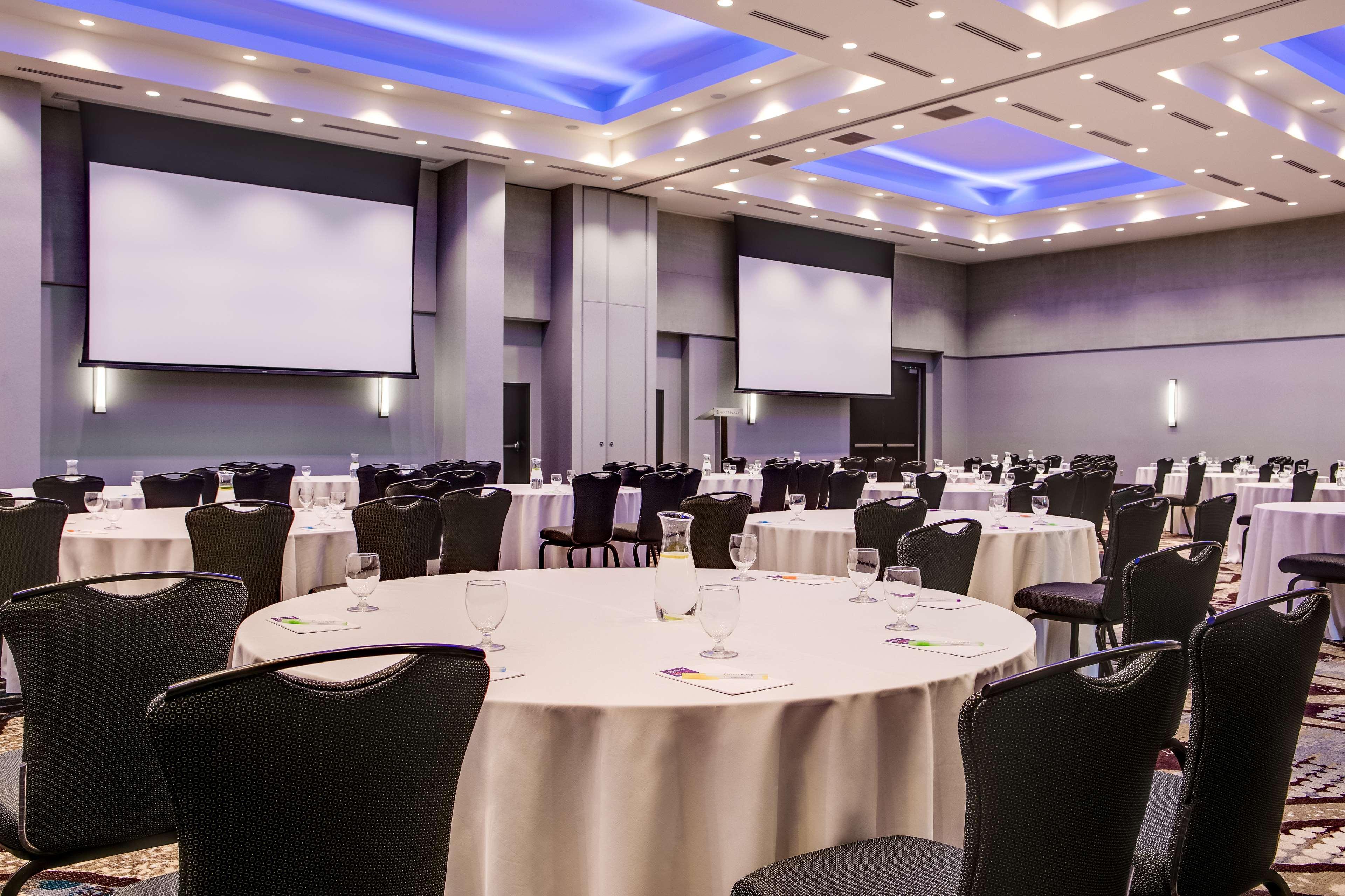 Hyatt Place Kansas City Lenexa City Center Екстер'єр фото