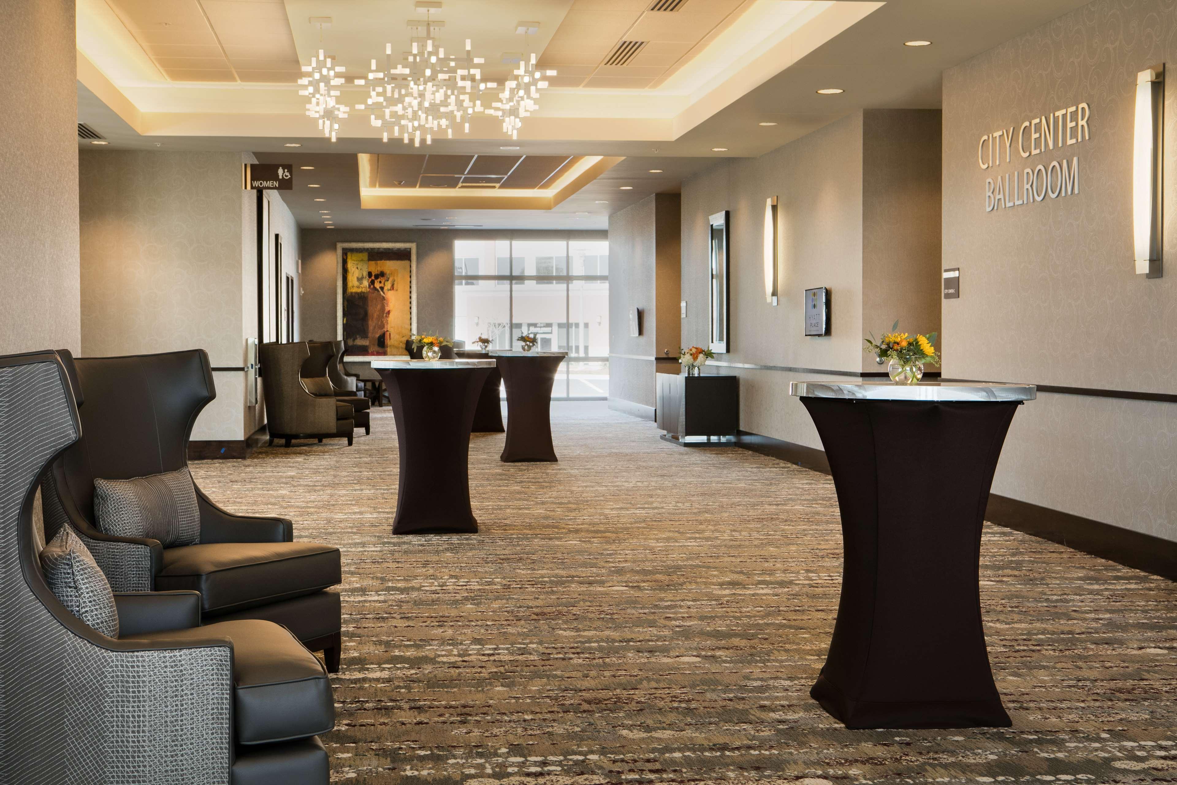 Hyatt Place Kansas City Lenexa City Center Екстер'єр фото
