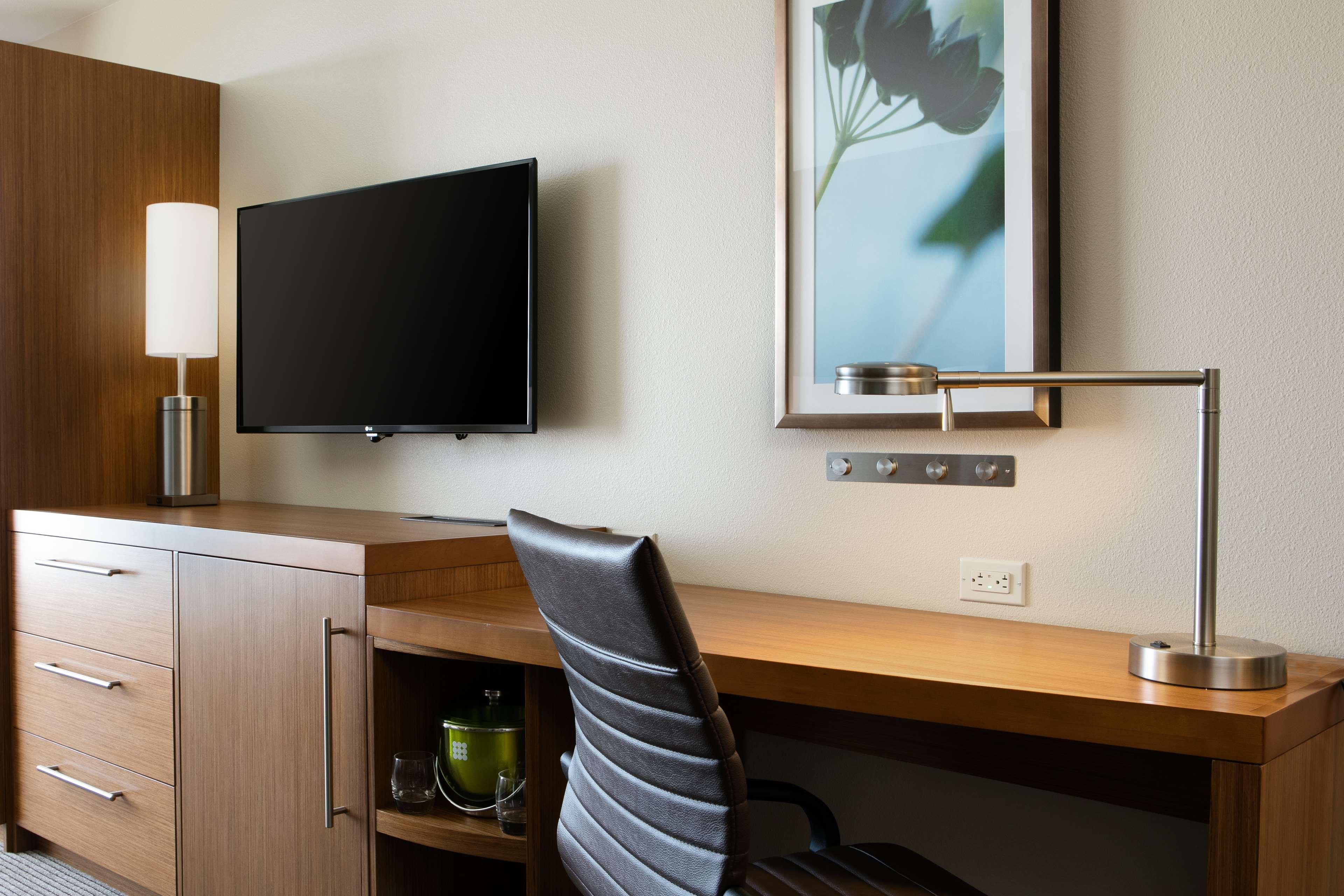 Hyatt Place Kansas City Lenexa City Center Екстер'єр фото